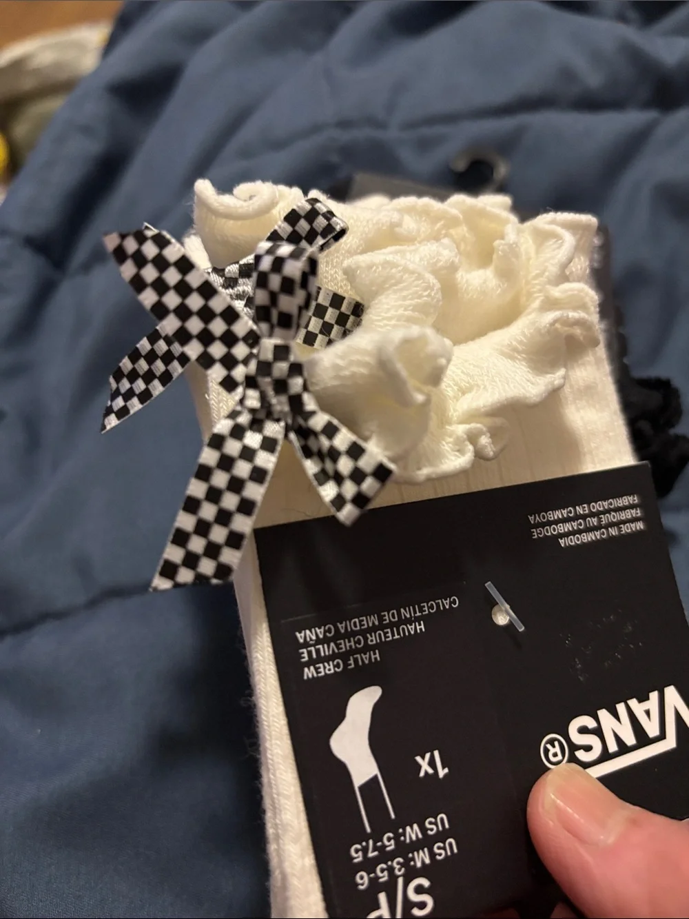 Girls vans half crew socks size 3.5-6